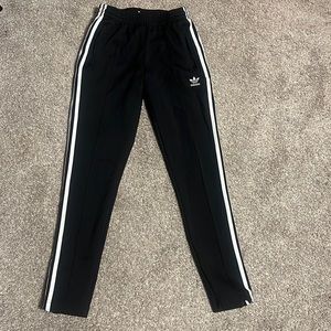 Adidas athletic pants excellent condition xs